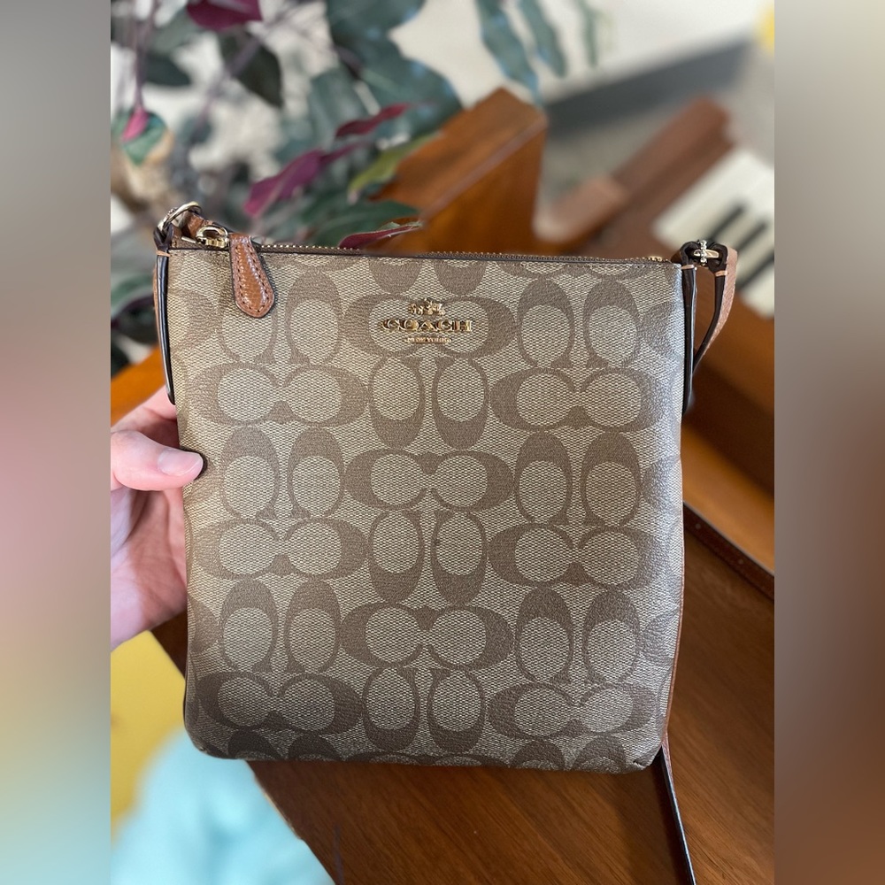 Coach crossbody